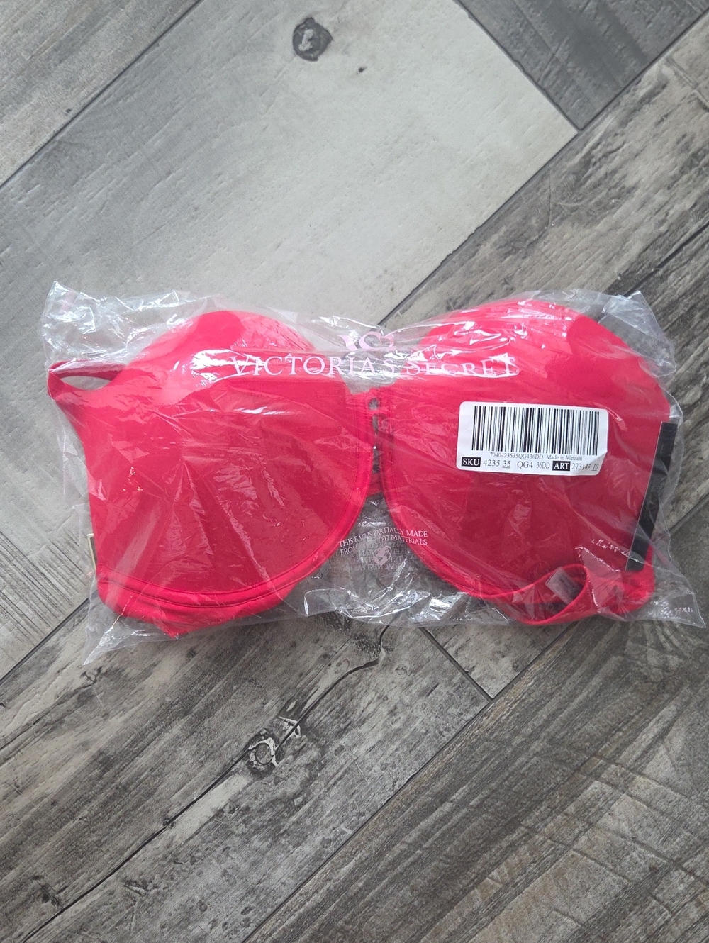 Nwt. Victoria Secret Bombshell Bikini Top 36 DD